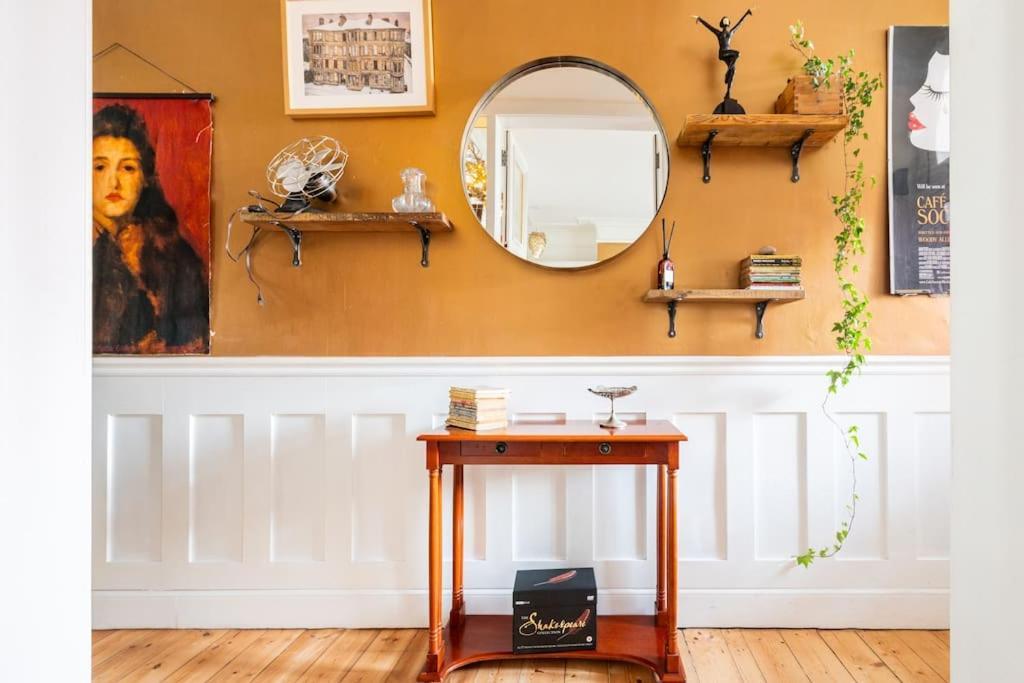 Apartamento Holyrood Park: Lush & Arty 2 Double Bed Flat Edimburgo Exterior foto