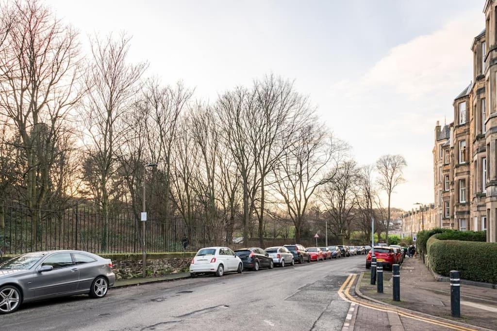 Apartamento Holyrood Park: Lush & Arty 2 Double Bed Flat Edimburgo Exterior foto