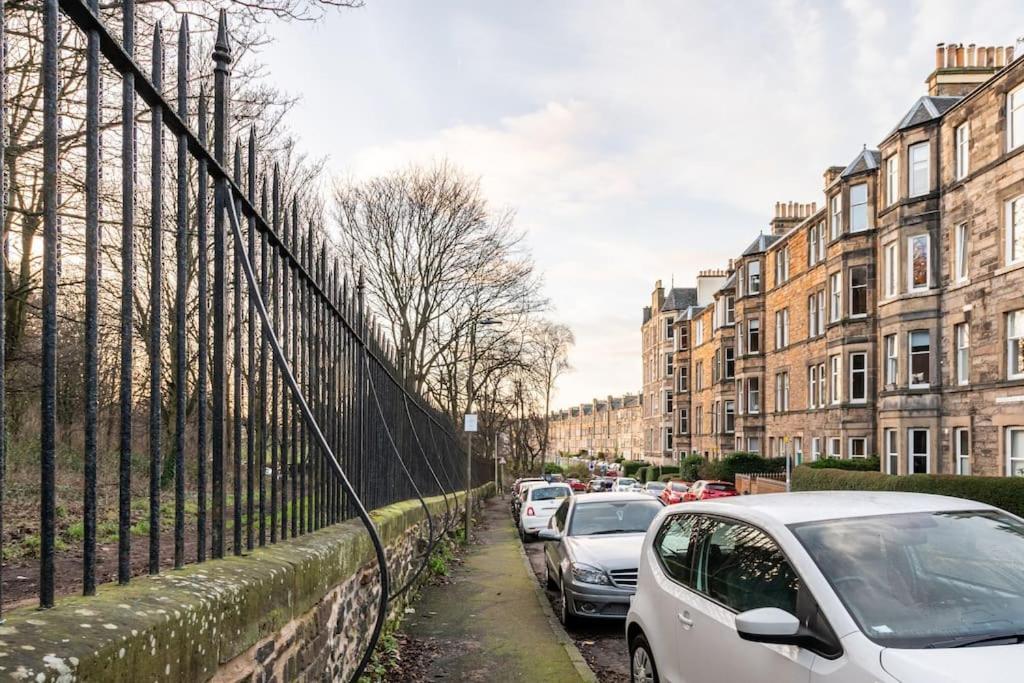 Apartamento Holyrood Park: Lush & Arty 2 Double Bed Flat Edimburgo Exterior foto