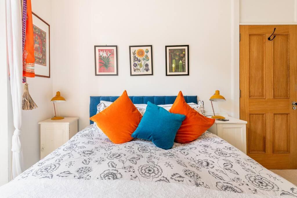 Apartamento Holyrood Park: Lush & Arty 2 Double Bed Flat Edimburgo Exterior foto