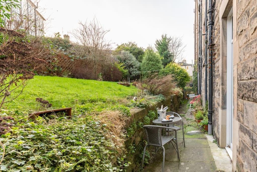 Apartamento Holyrood Park: Lush & Arty 2 Double Bed Flat Edimburgo Exterior foto
