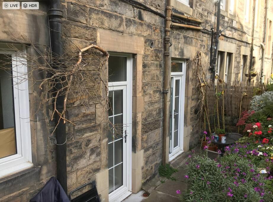 Apartamento Holyrood Park: Lush & Arty 2 Double Bed Flat Edimburgo Exterior foto